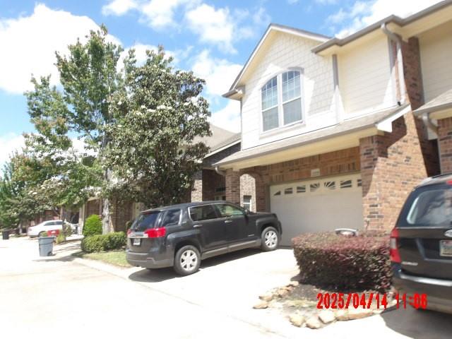10944 Chazenwood Drive, Houston, Texas image 3