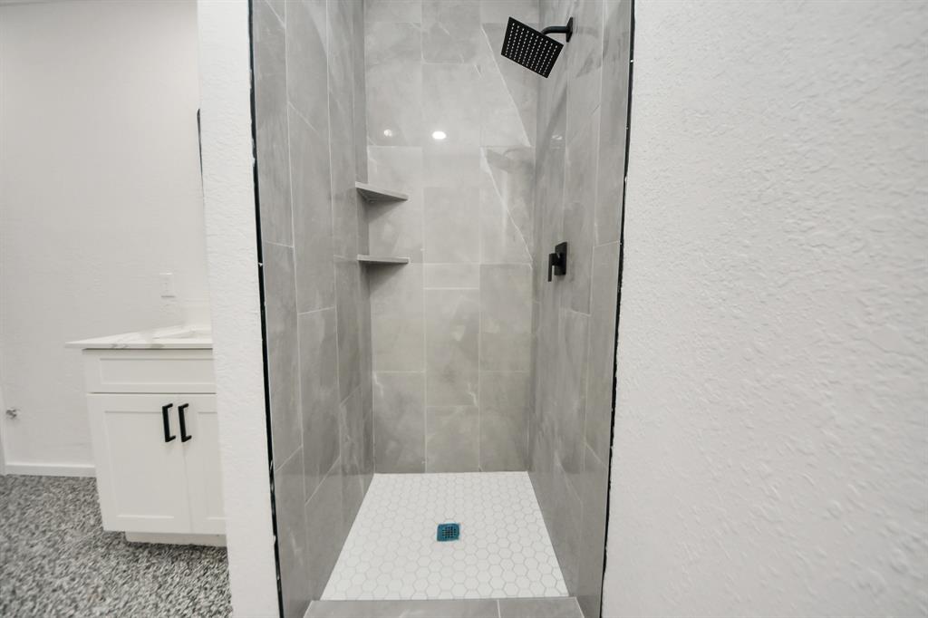 16431 Spinnaker Drive