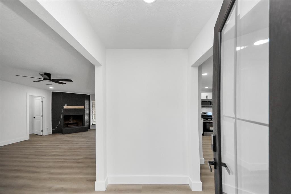 16431 Spinnaker Drive