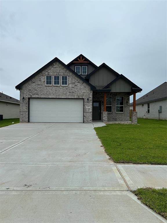 119 Peachleaf Court, Anahuac, Texas image 5