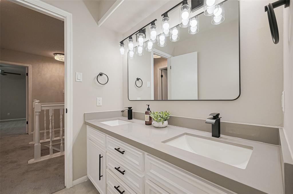 14810 Pebble Bend Drive, Houston, Texas image 35