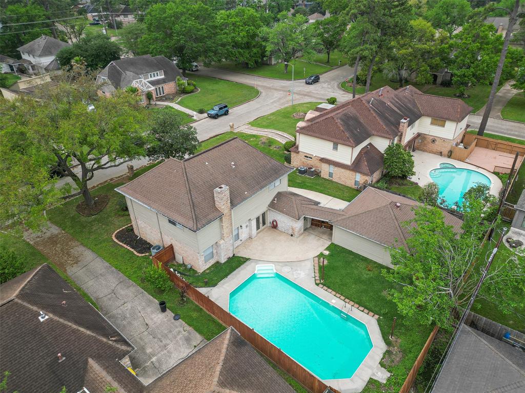 14810 Pebble Bend Drive, Houston, Texas image 44