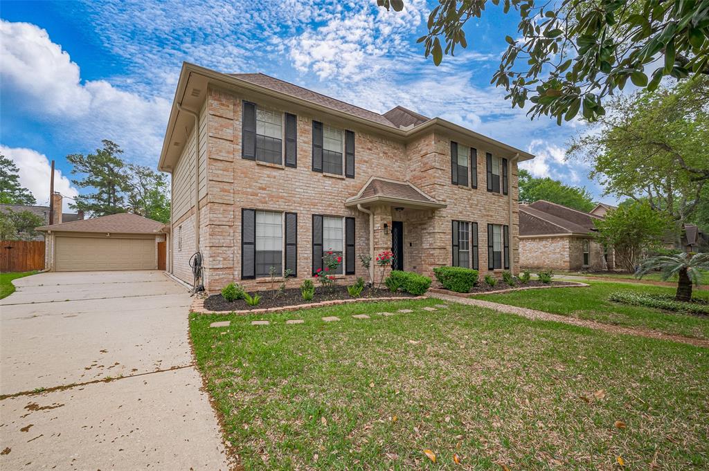 14810 Pebble Bend Drive, Houston, Texas image 2