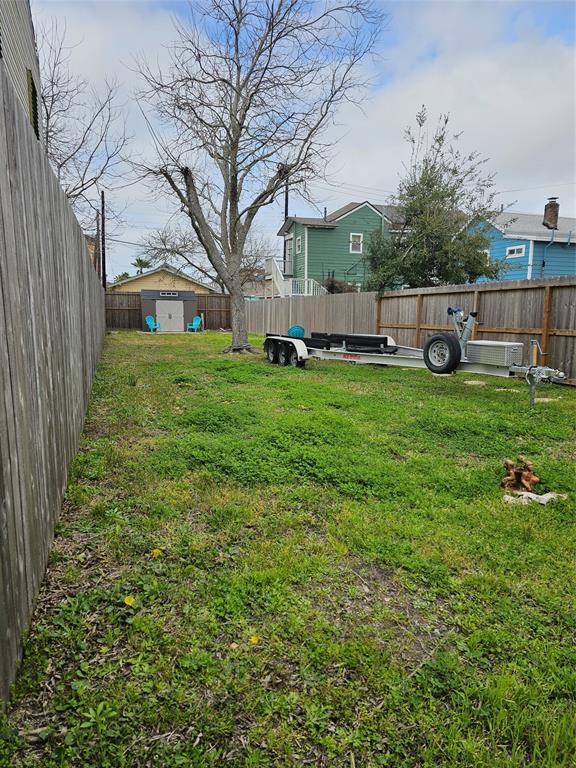 2608 Avenue M, Galveston, Texas image 2