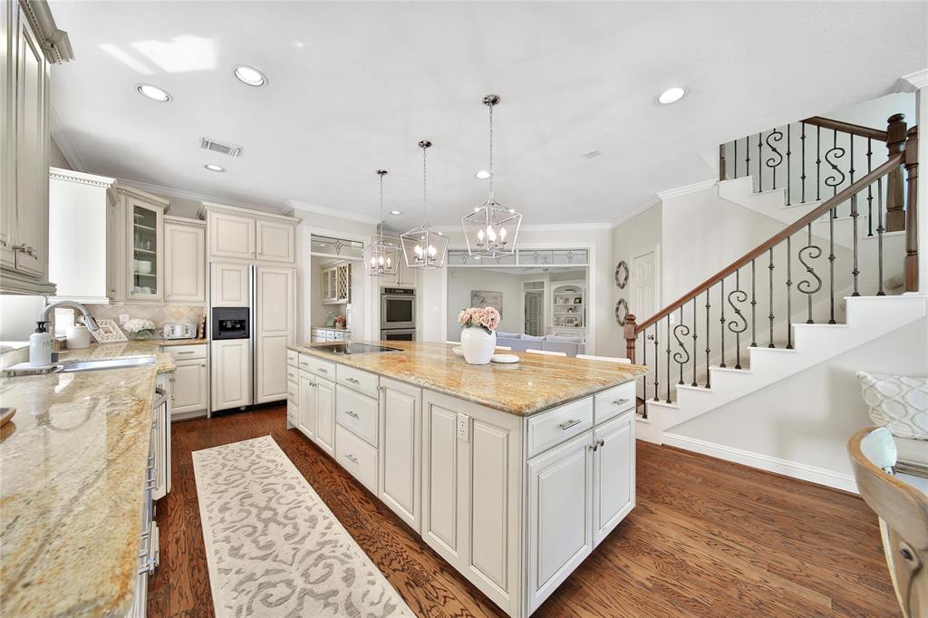 5919 Soaring Pine Court, Kingwood, Texas image 15