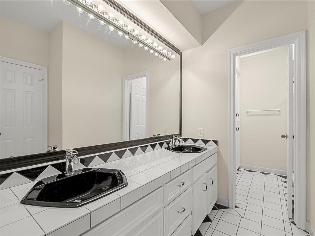 1735 Hodge Lake Lane, Sugar Land, Texas image 28