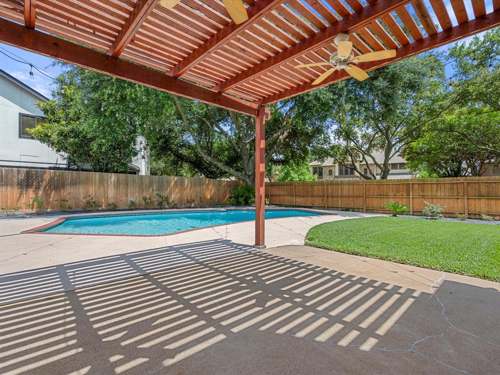 1735 Hodge Lake Lane, Sugar Land, Texas image 38