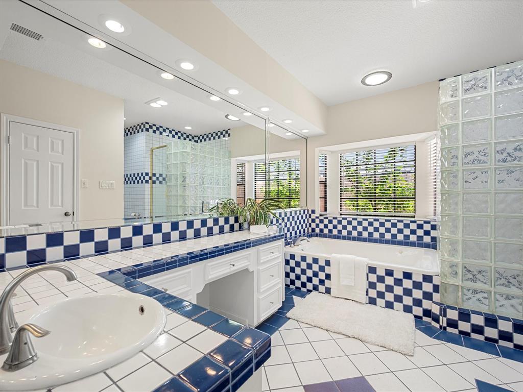 1735 Hodge Lake Lane, Sugar Land, Texas image 20