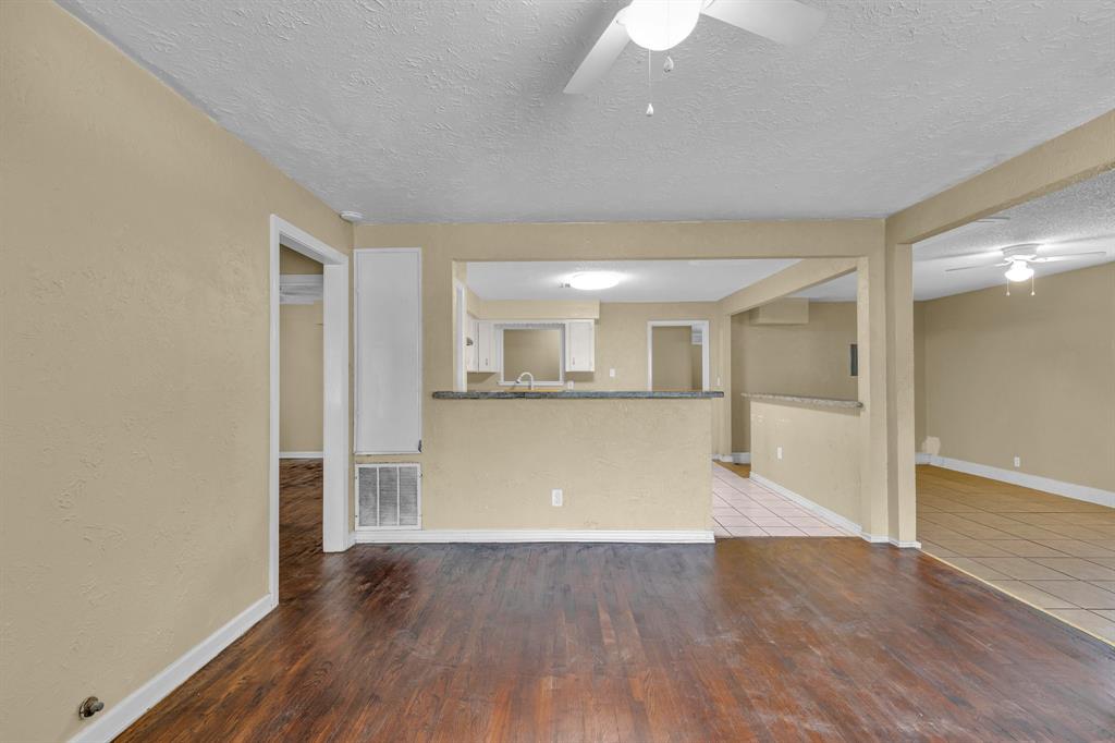 2545 Jackson Street, La Marque, Texas image 4