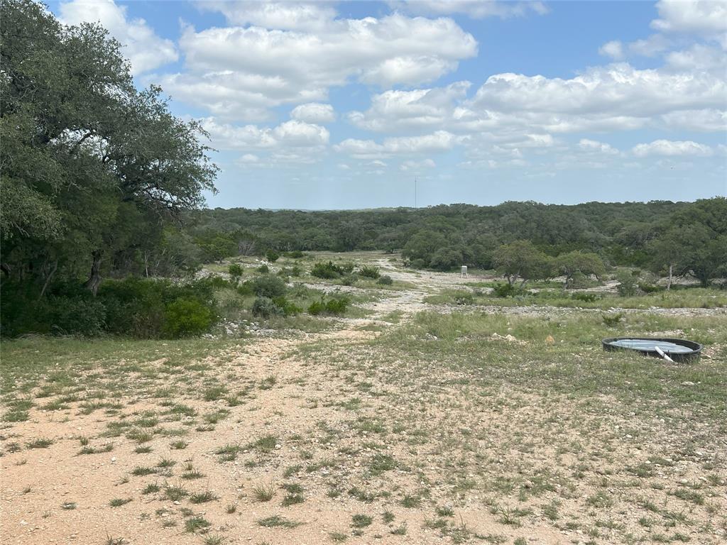 1011 Sd 31836 Road, Rocksprings, Texas image 17