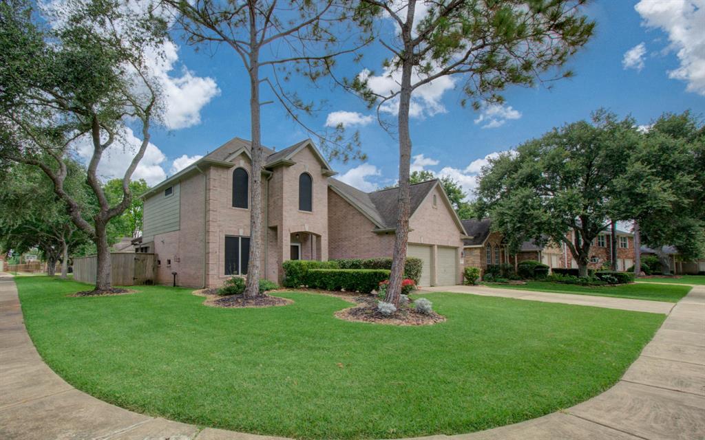 3203 Blaesser Drive
