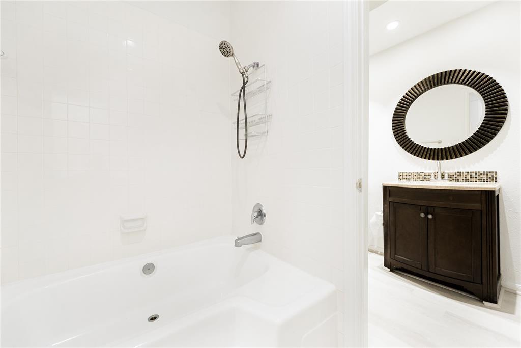 11711 Memorial Drive #129, Houston, Texas image 10