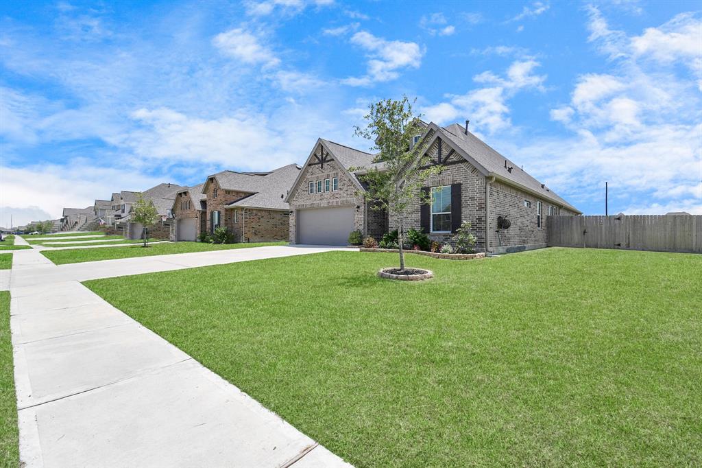 14000 Red River Drive, Baytown, Texas image 2