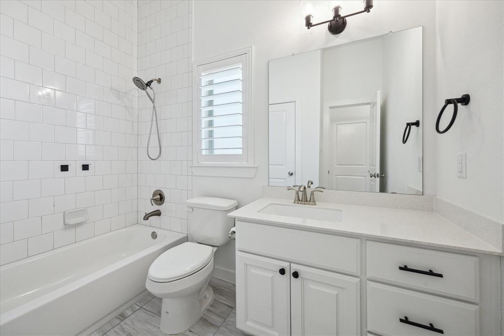 23910 Birchwood Lake Lane, Katy, Texas image 19