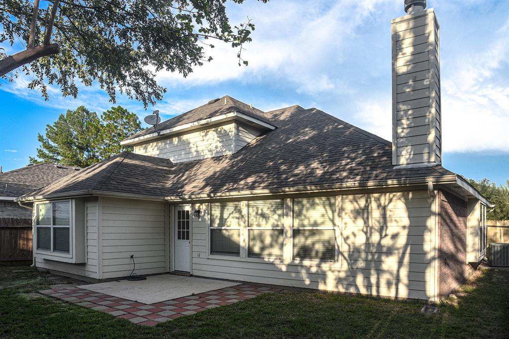 1611 Trail Oaks Court, Houston, New York image 20