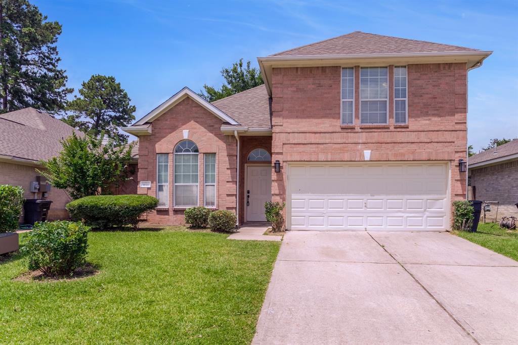 1611 Trail Oaks Court, Houston, New York image 1