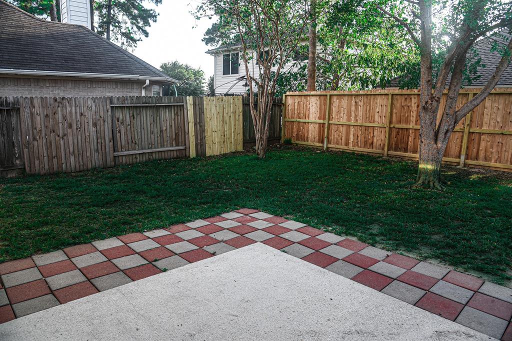 1611 Trail Oaks Court, Houston, New York image 21