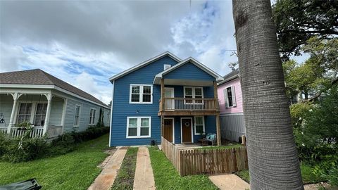 3414 Ursuline Galveston TX 77550