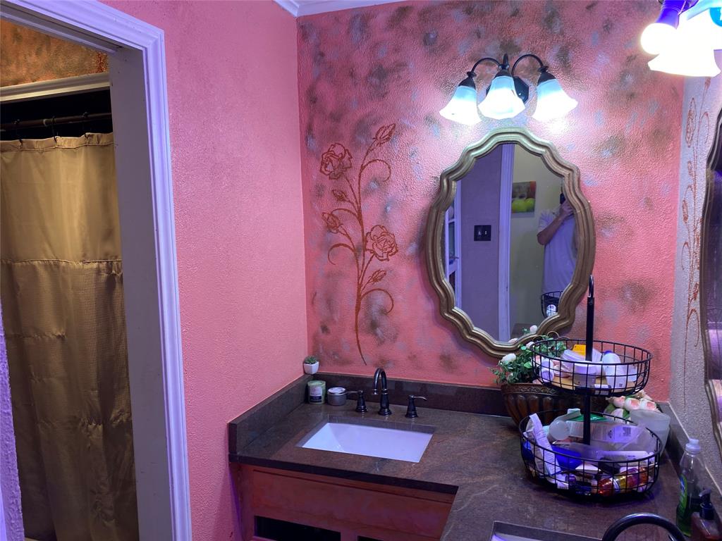 2138 Clifford Street, Alvin, Texas image 13