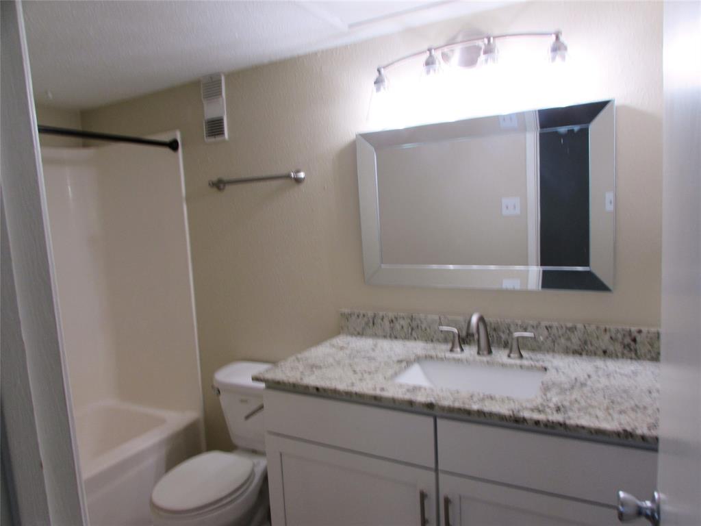 5807 Beverly Hill, Houston, Texas image 16