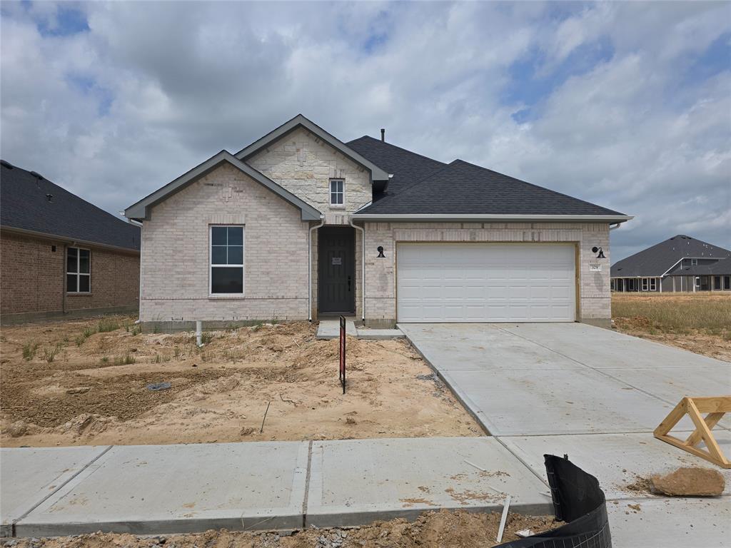 329 Gambels Quail Road, Waller, Texas image 2