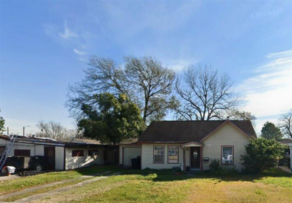 2907 Park Oaks Drive