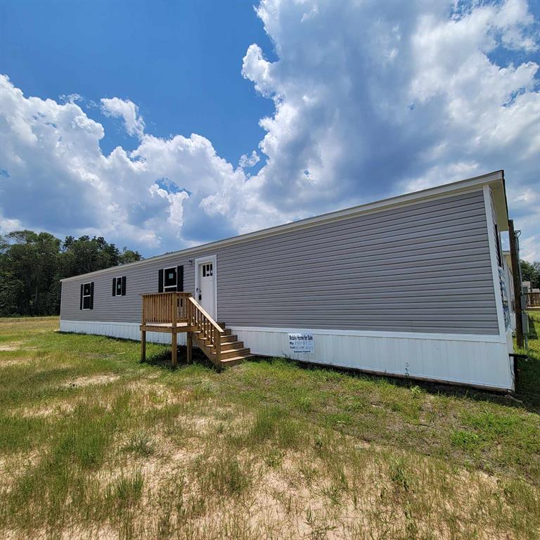 Photo 22 of 22 of 1136 Longleaf Pine St mobile home