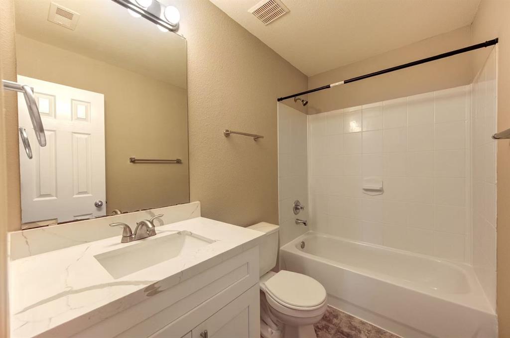 8126 Sanders Forest Court, Humble, Texas image 43
