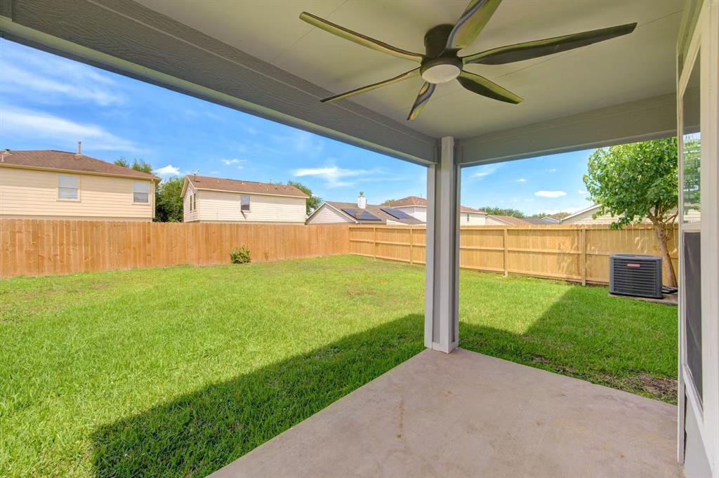 8126 Sanders Forest Court, Humble, Texas image 44