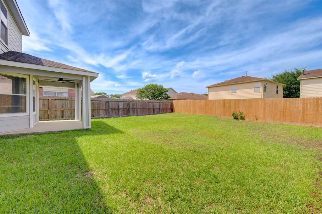 8126 Sanders Forest Court, Humble, Texas image 47