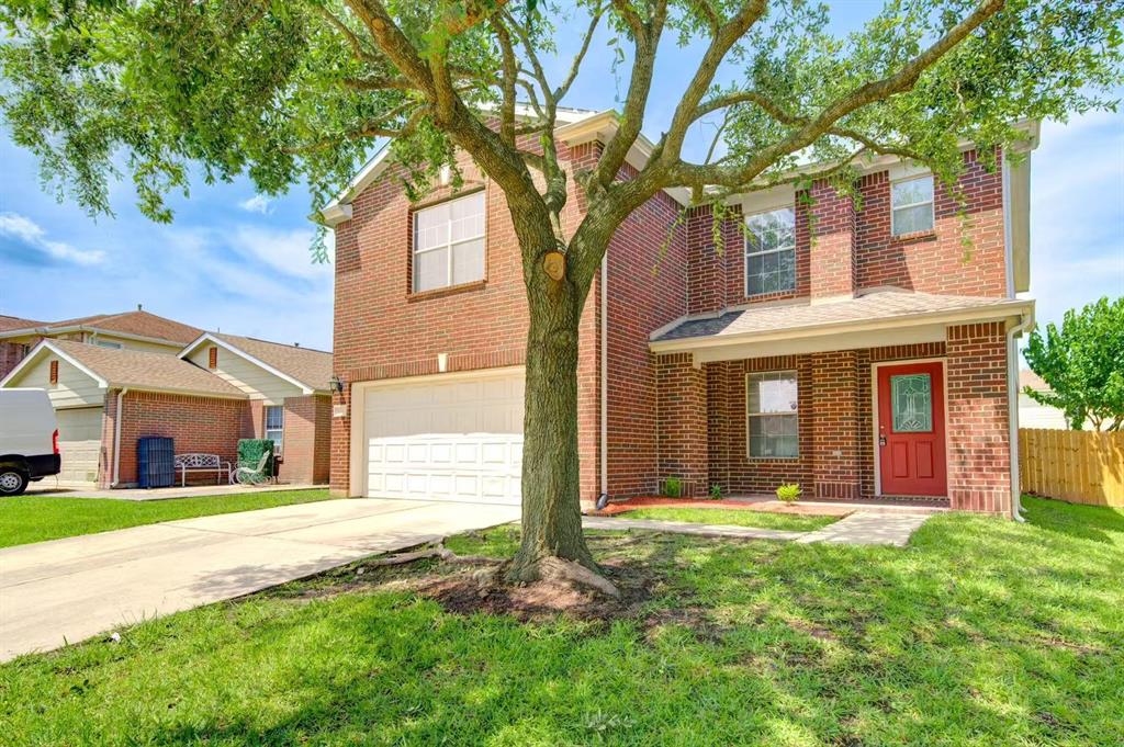 8126 Sanders Forest Court, Humble, Texas image 3