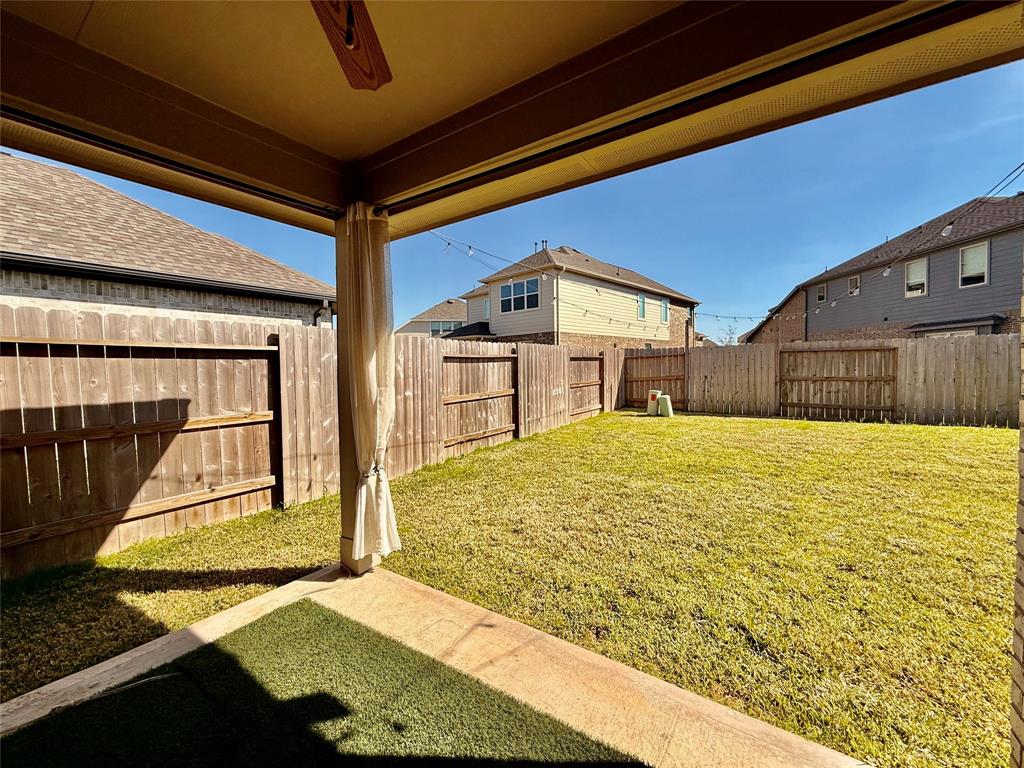 732 Ocean Palms Drive, Katy, Texas image 26