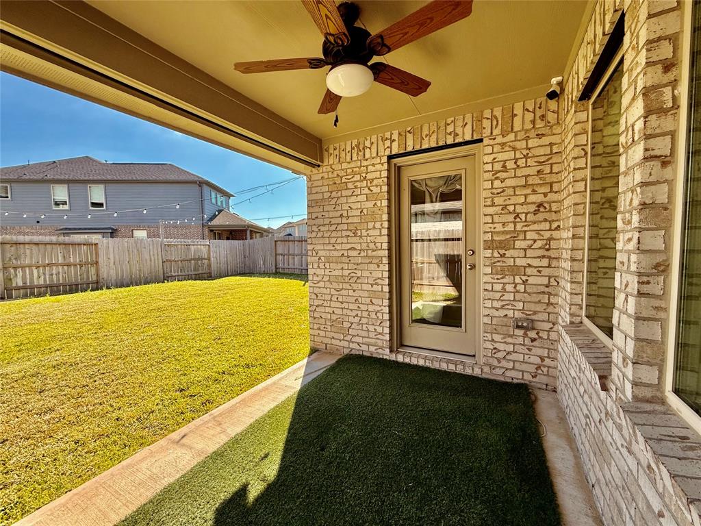 732 Ocean Palms Drive, Katy, Texas image 29