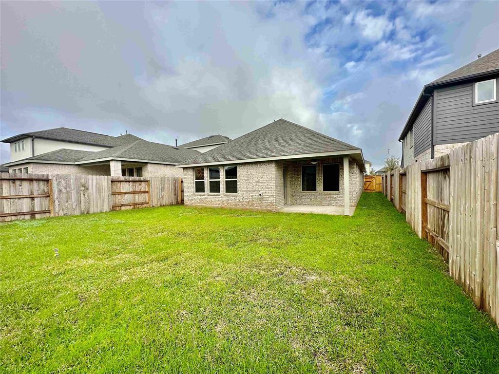 732 Ocean Palms Drive, Katy, Texas image 32