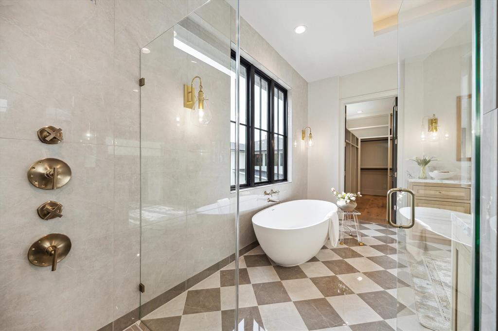 702 E 19th Street, Houston, Texas image 32