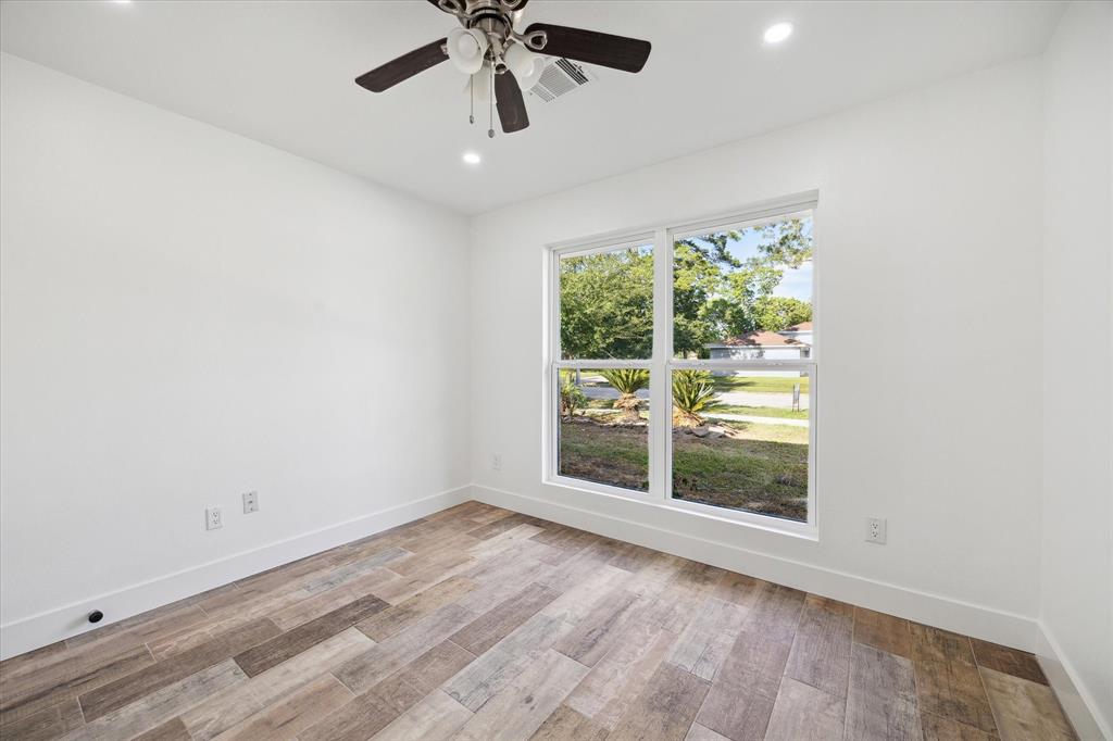 16838 Gleneagle Drive, Conroe, Texas image 16