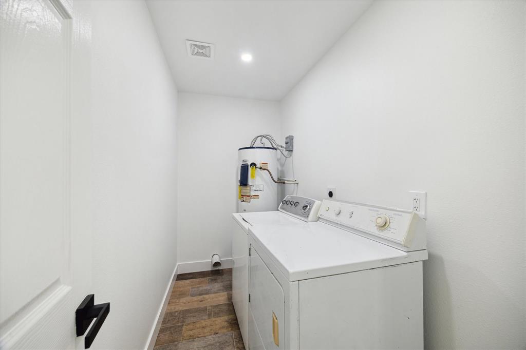 16838 Gleneagle Drive, Conroe, Texas image 18