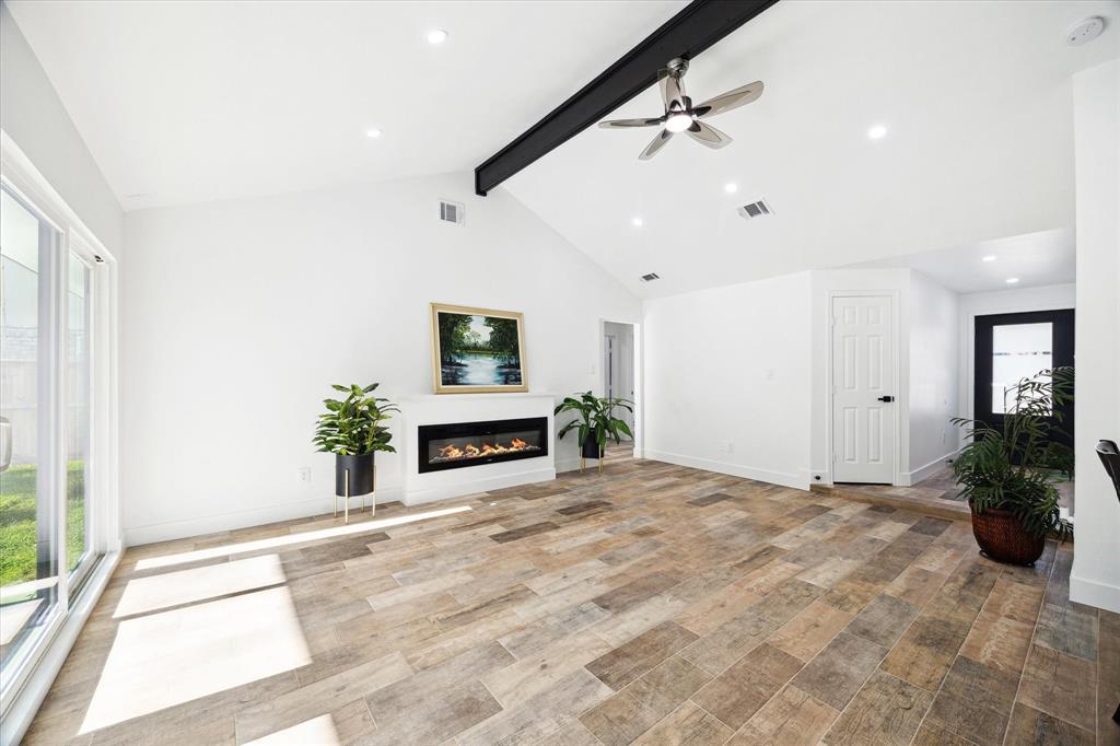 16838 Gleneagle Drive, Conroe, Texas image 4