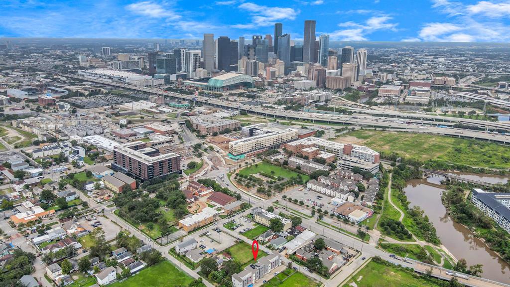 306 Mcalpine Street, Houston, Texas image 2