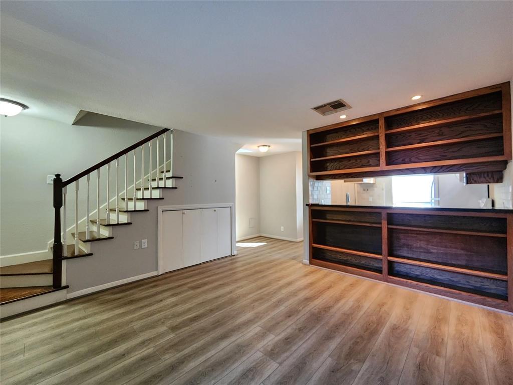 1205 Autrey Street 11