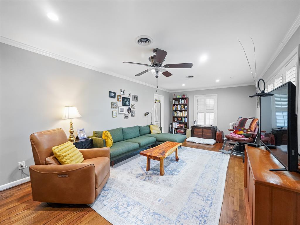 2119 Lamonte Lane, Houston, Texas image 2