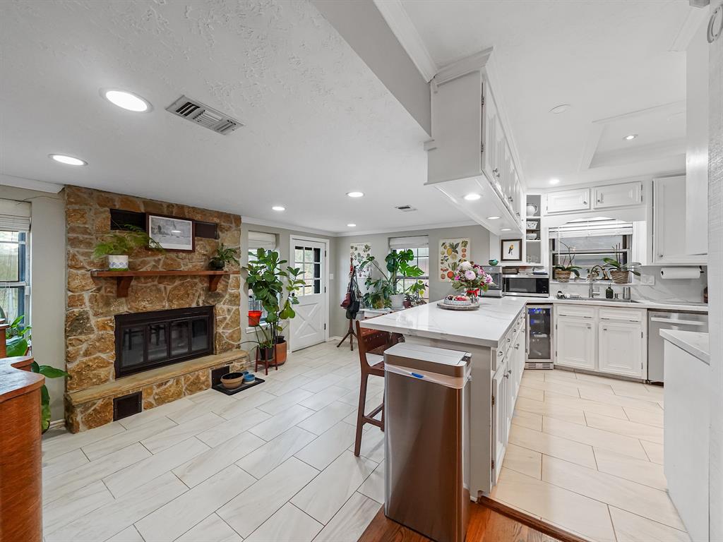 2119 Lamonte Lane, Houston, Texas image 9
