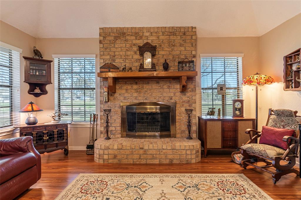8710 Robinson Road, Hitchcock, Texas image 9