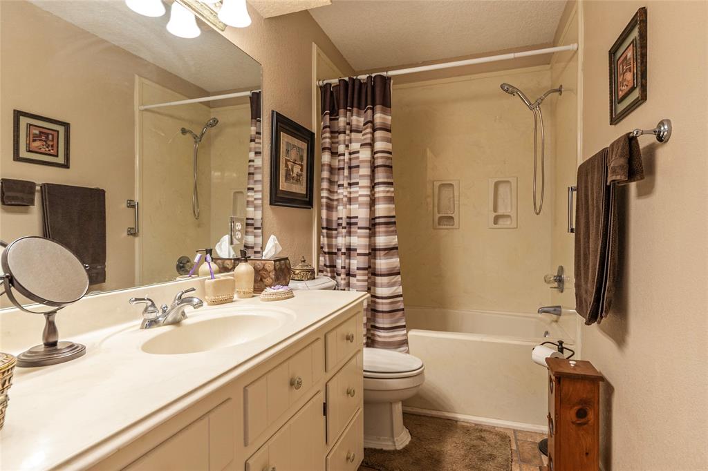 8710 Robinson Road, Hitchcock, Texas image 18