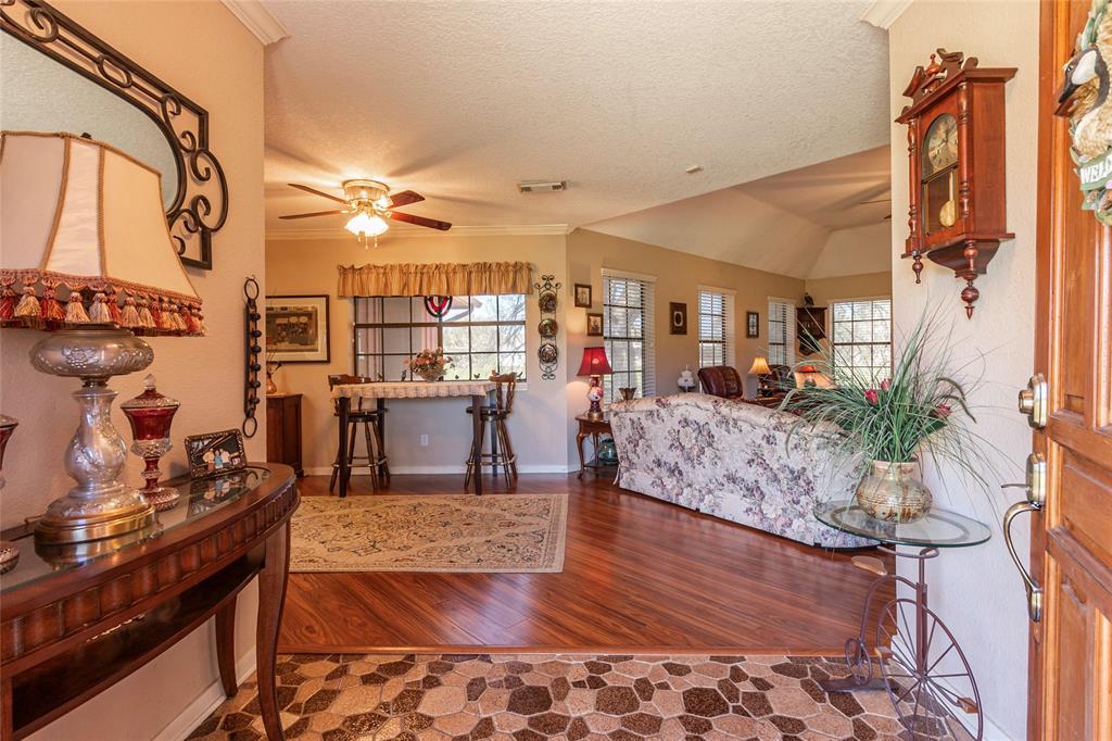 8710 Robinson Road, Hitchcock, Texas image 6