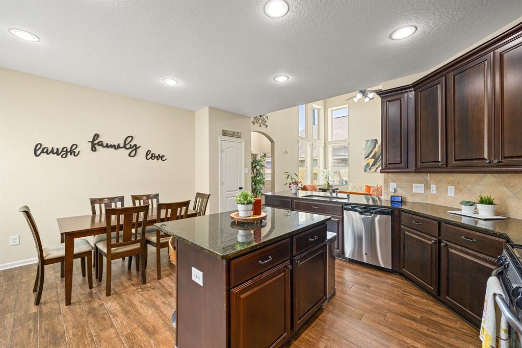 6110 Nicholas Lane, Katy, Texas image 13