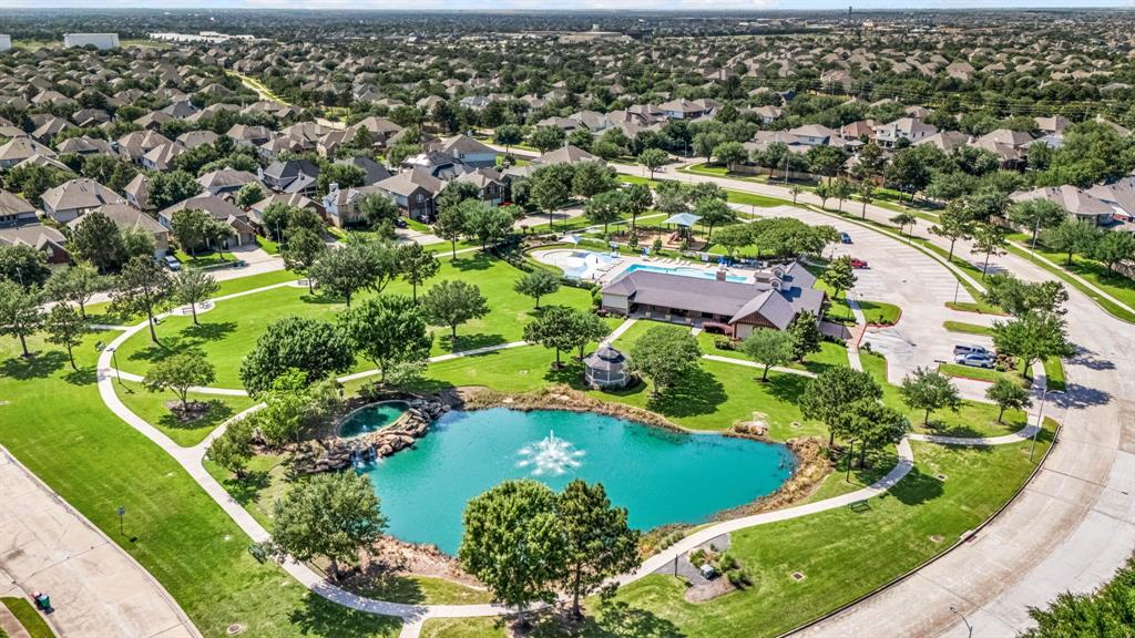 6110 Nicholas Lane, Katy, Texas image 37