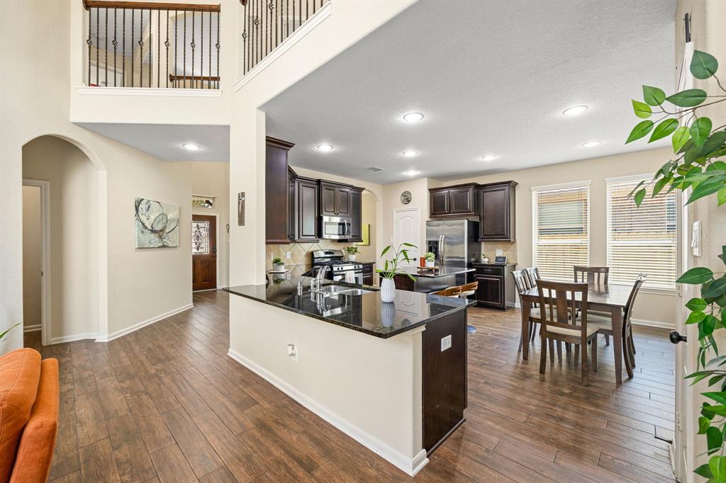 6110 Nicholas Lane, Katy, Texas image 11