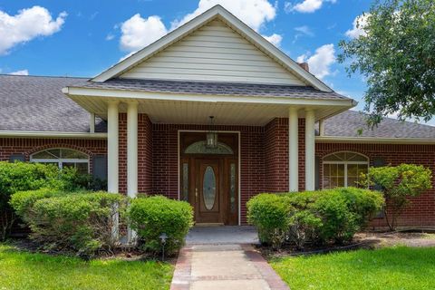 A home in Flatonia