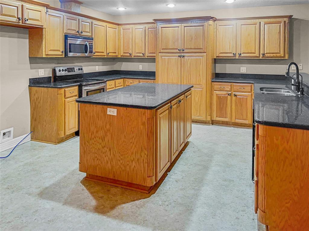 2082 Fm 521 Road, Brazoria, Texas image 3